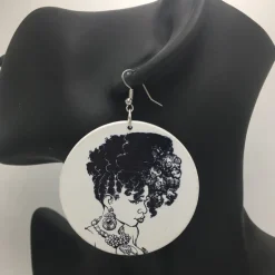 Africa inspired earrings | Kinky Hair