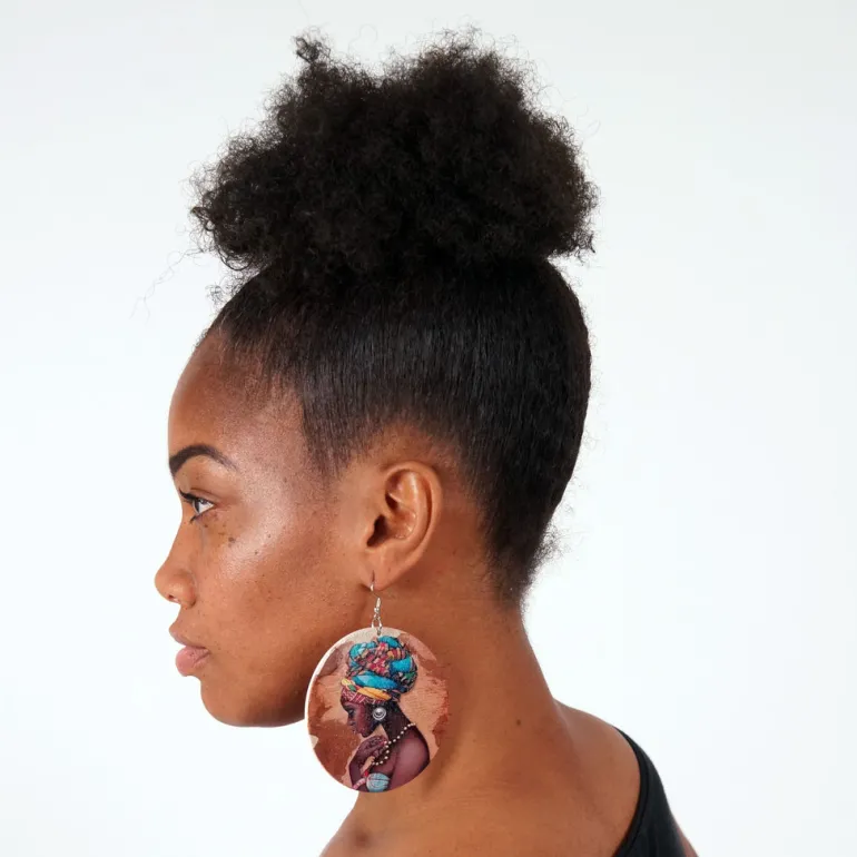 Africa inspired wooden earrings | African woman