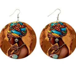 Africa inspired wooden earrings | African woman