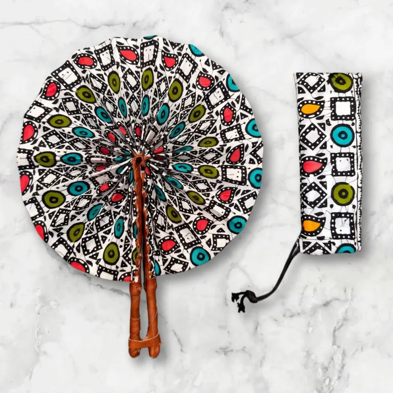 Afrikaanse handwaaier - Ankara print waaier - Wit Zwart Abimbola
