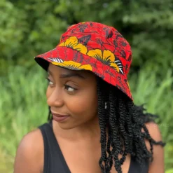 Bucket hat / Vissershoedje met Afrikaanse print - Rode Flowers - Kinderen & Volwassenen (Unisex)