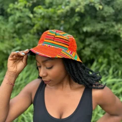 Bucket hat / Vissershoedje met Afrikaanse print - Rode kente - Kinderen & Volwassenen (Unisex)