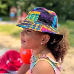 Bucket hat / Vissershoedje met Afrikaanse print - Paarse Multi color Kente - Kinderen & Volwassenen (Unisex)