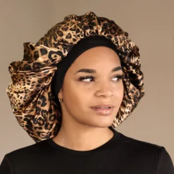 Extra grote satijnen haar bonnet - Leopard ( Satijnen slaapmuts )