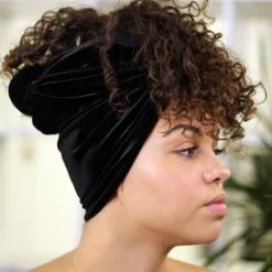 Fluwelen hoofddoek / Velvet headwrap - Zwart