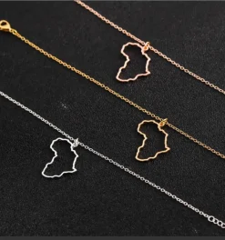 Ketting / halsketting / hanger - Afrikaans continent - Zilver