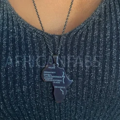 Ketting / halsketting / hanger - Afrikaans continent groot - Zwart