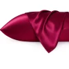 Satijnen kussensloop Rood 60 x 70 cm hoofdkussen formaat - Satin pillow case / Zijdezachte kussensloop van satijn
