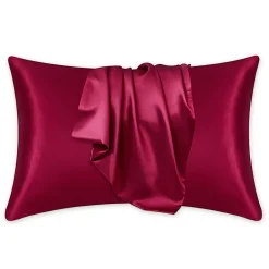 Satijnen kussensloop Rood 60 x 70 cm hoofdkussen formaat - Satin pillow case / Zijdezachte kussensloop van satijn