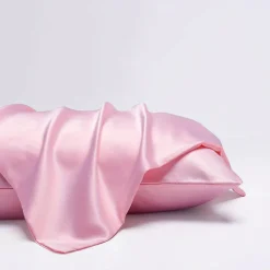 2 STUKS - Satijnen kussensloop Roze 60 x 70 cm hoofdkussen formaat - Satin pillow case / Zijdezachte kussensloop van satijn