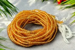 Waist Beads / Afrikaanse Heupketting - Aburiéki - Goud (Traditioneel niet-elastisch koord)