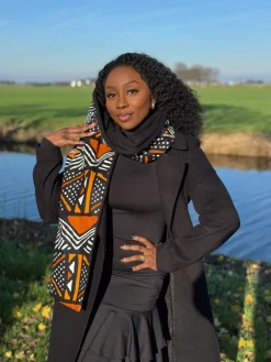 Warme Afrikaanse print sjaal Unisex - Smal model - Oranjebruine bogolan