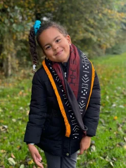 Warme Winter Colsjaal voor Kinderen met Afrikaanse print Unisex - Donkerbruin / Geel Bogolan Symbols