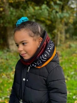 Warme Winter Colsjaal voor Kinderen met Afrikaanse print Unisex - Donkerbruin / Geel Bogolan Symbols