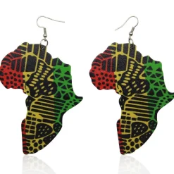 Wooden earrings | African continent in the Pan-African colors
