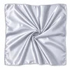 Zilver Satijnen Vierkante Sjaal / Bandana / Hoofddoek 90 x 90 cm